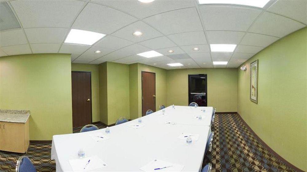 Holiday Inn Express Hotel & Suites Thornburg-S. Fredericksburg By Ihg Exterior foto